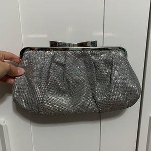 Silver clutch